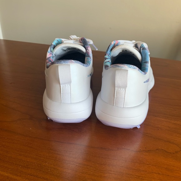 Nike Womens Roshe Golf Tour NRG 'Floral' Size 9 - Picture 2 of 6